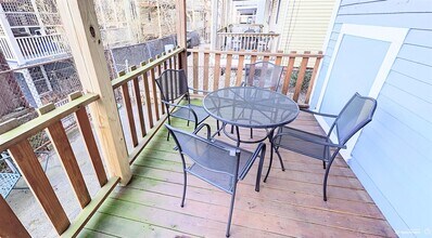 83 Marion St, Unit 1 in Somerville, MA - Building Photo - Building Photo
