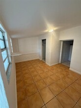 1340 Peri St in Opa Locka, FL - Building Photo - Building Photo