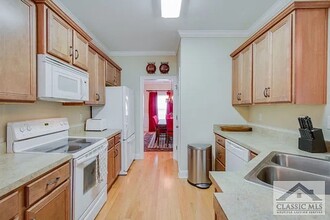 1190 Brookshire Dr in Bogart, GA - Building Photo - Building Photo