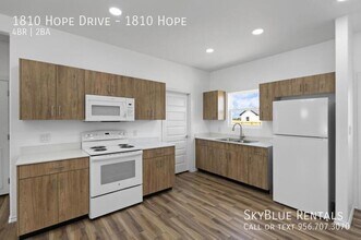 1810 Hope Dr in Mercedes, TX - Building Photo - Building Photo