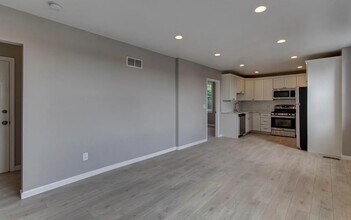 2646 Melvin Ave in Brentwood, MO - Building Photo - Building Photo