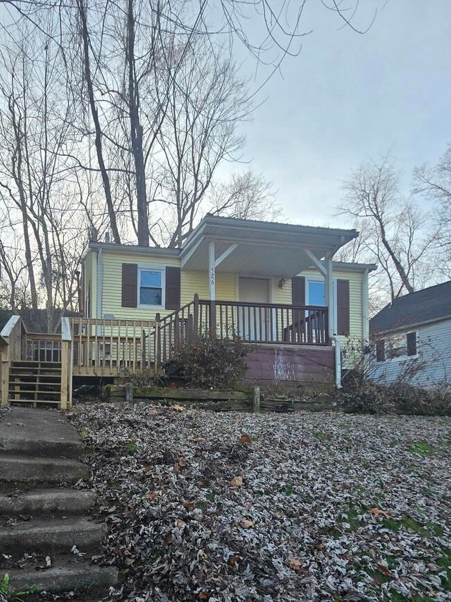 property at 526 Old Stage Rd