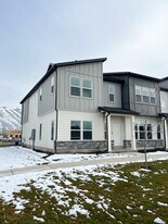 3127 S 225 W in Nibley, UT - Building Photo