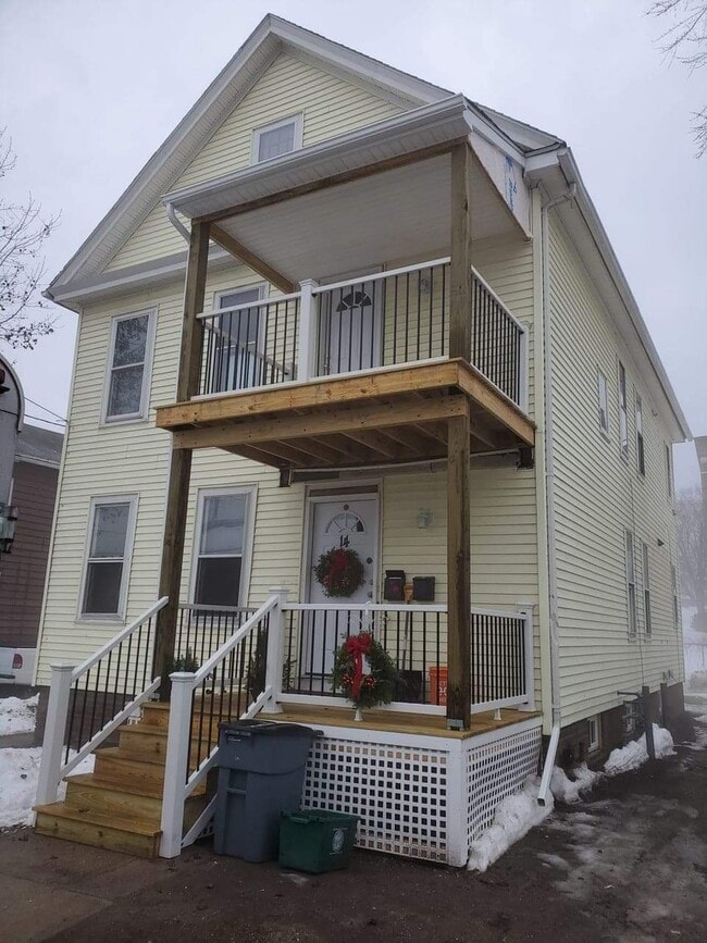 14 Bardwell St, Unit 2