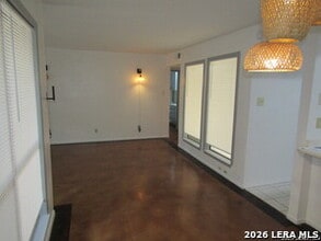 3843 Barrington St in San Antonio, TX - Building Photo - Building Photo