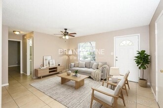 10126 Crozier Ct in Orlando, FL - Building Photo - Building Photo