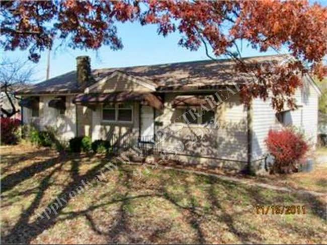 property at 10000 E 68th St