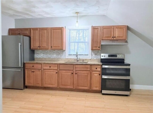 property at 95 Mulberry St