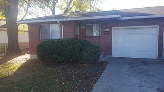 840-850 E Taylor St in Reno, NV - Building Photo