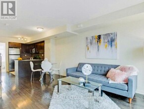 3-43 Elsie Ln in Toronto, ON - Building Photo - Building Photo