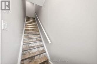 39 Kay Cres in Guelph, ON - Building Photo - Building Photo