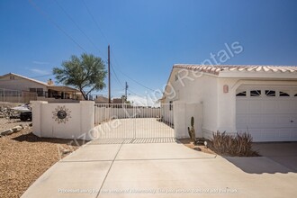 3190 Sombrero Dr in Lake Havasu City, AZ - Building Photo - Building Photo