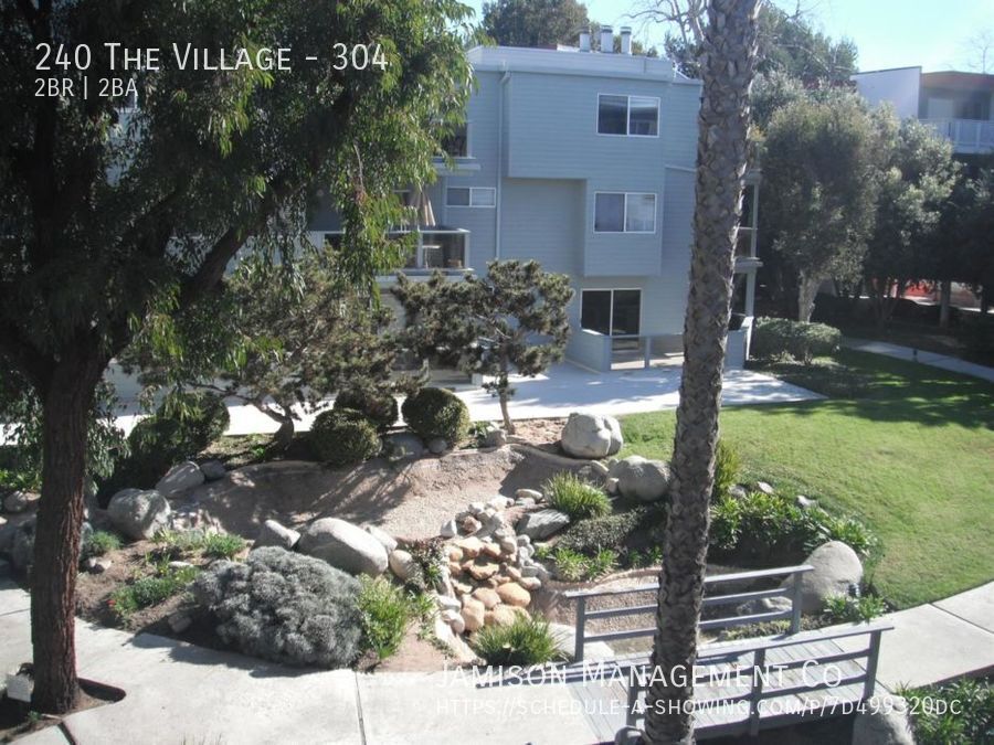 240 The Vlg in Redondo Beach, CA - Building Photo