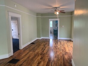 3738 SE Milwaukie Ave in Portland, OR - Building Photo - Building Photo