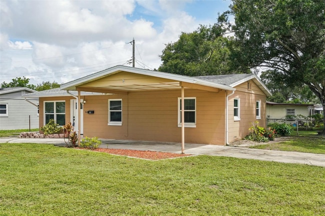5825 81st Ave in Pinellas Park, FL - Building Photo - Building Photo