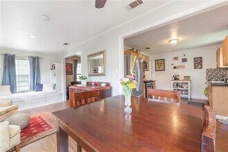 211 W 55th St in Austin, TX - Building Photo - Building Photo
