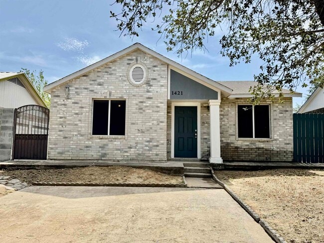 property at 1421 Reagan Dr