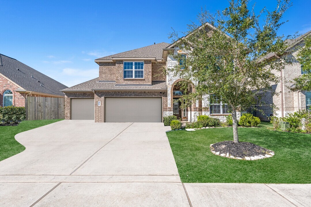 7706 Mesquite Hill Ln in Richmond, TX - Foto de edificio