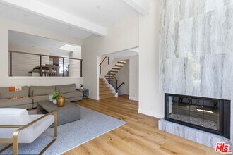 1549 Palisades Dr in Los Angeles, CA - Building Photo - Building Photo