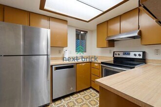 4810 200th St SW in Lynnwood, WA - Foto de edificio - Building Photo