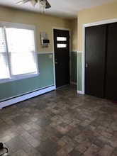 189 Russell St in Lewiston, ME - Foto de edificio - Building Photo