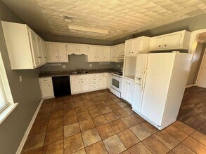 3005 Sumac Rd SW in Decatur, AL - Foto de edificio - Building Photo