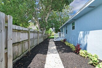 610 SE 2nd Ave in Delray Beach, FL - Building Photo - Building Photo