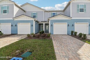 260 Brandon Lks Dr in St. Augustine, FL - Building Photo