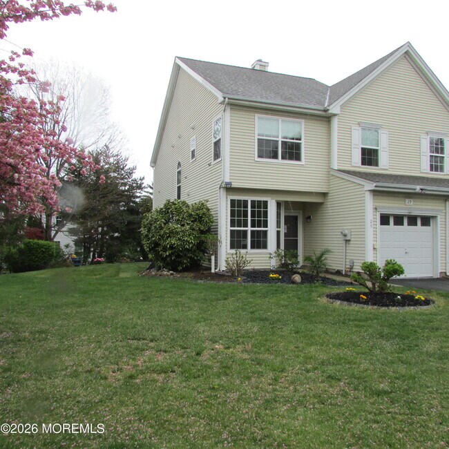 29 Tall Oaks Ct in Sayreville, NJ - Building Photo - Building Photo