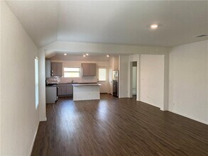 128 Calomel Trl in Buda, TX - Building Photo - Building Photo