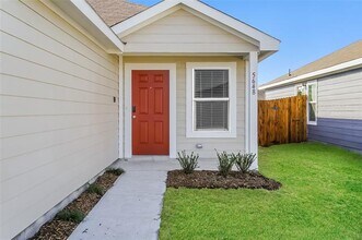 5648 Rockrose Ln in Princeton, TX - Building Photo - Building Photo