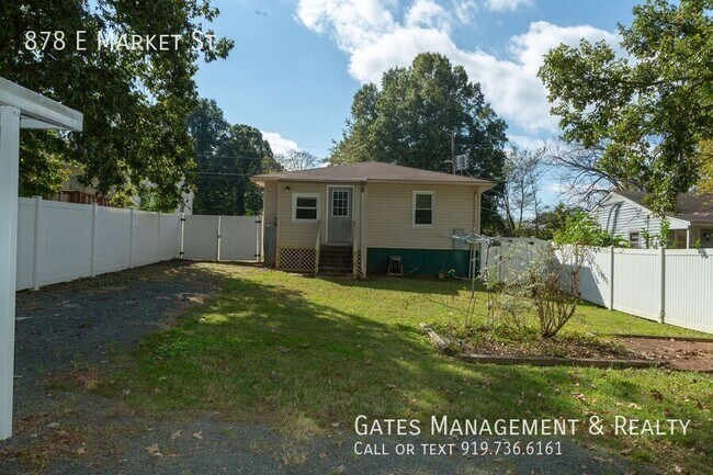 878 E Market St in Burlington, NC - Building Photo - Building Photo