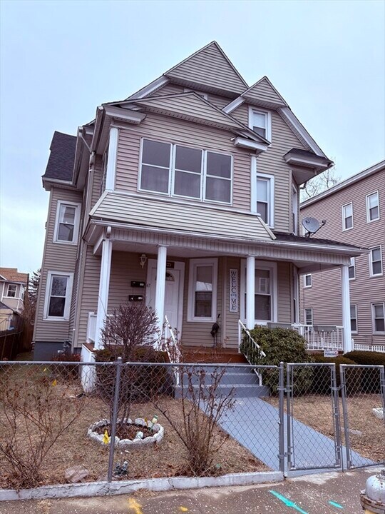 47 Mooreland St in Springfield, MA - Building Photo