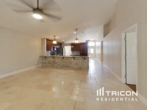 1924 S Prairie Dunes Ct in Oviedo, FL - Building Photo - Building Photo