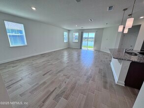 11156 Spg Mdws Rd in Jacksonville, FL - Building Photo - Building Photo