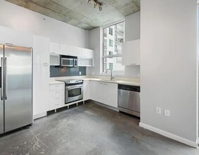 133 NE 2nd Ave, Unit 912 in Miami, FL - Foto de edificio - Building Photo