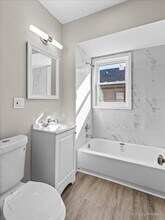 7815 S Langley Ave in Chicago, IL - Building Photo - Building Photo