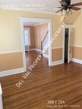 536 W Chew Ave in Philadelphia, PA - Building Photo - Building Photo
