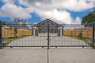 7811 Sandra St in Houston, TX - Building Photo - Building Photo