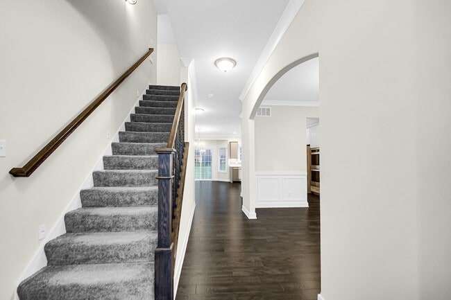 2111 Easton Park Dr in Chesterton, IN - Building Photo - Building Photo