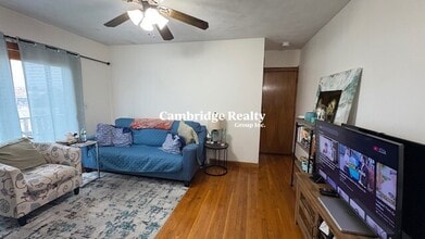 45 Division St, Unit f in Chelsea, MA - Building Photo - Building Photo