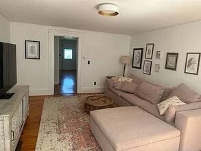 8 Lake St in Cooperstown, NY - Building Photo - Building Photo