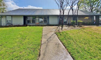 13606 Flagstone Ln in Dallas, TX - Building Photo