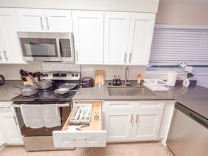 1450 N Hwy 360, Unit SI ID1507122P in Grand Prairie, TX - Building Photo - Building Photo