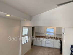 123 W Jason St in Encinitas, CA - Building Photo - Building Photo