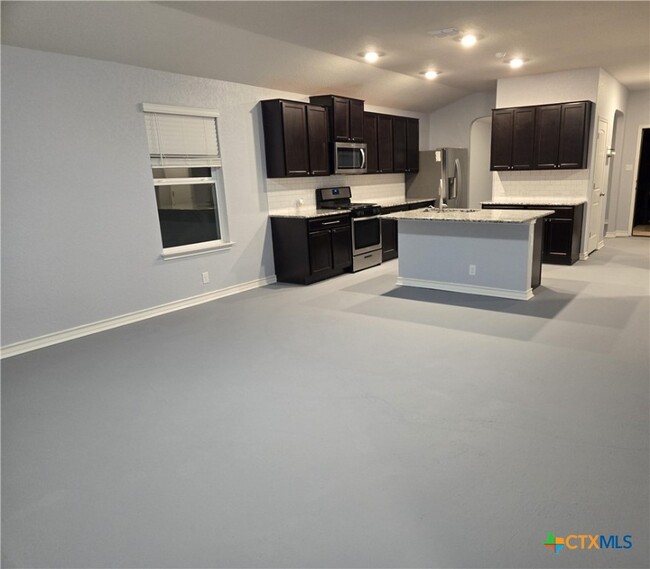 9658 Holly Patch in San Antonio, TX - Building Photo - Building Photo