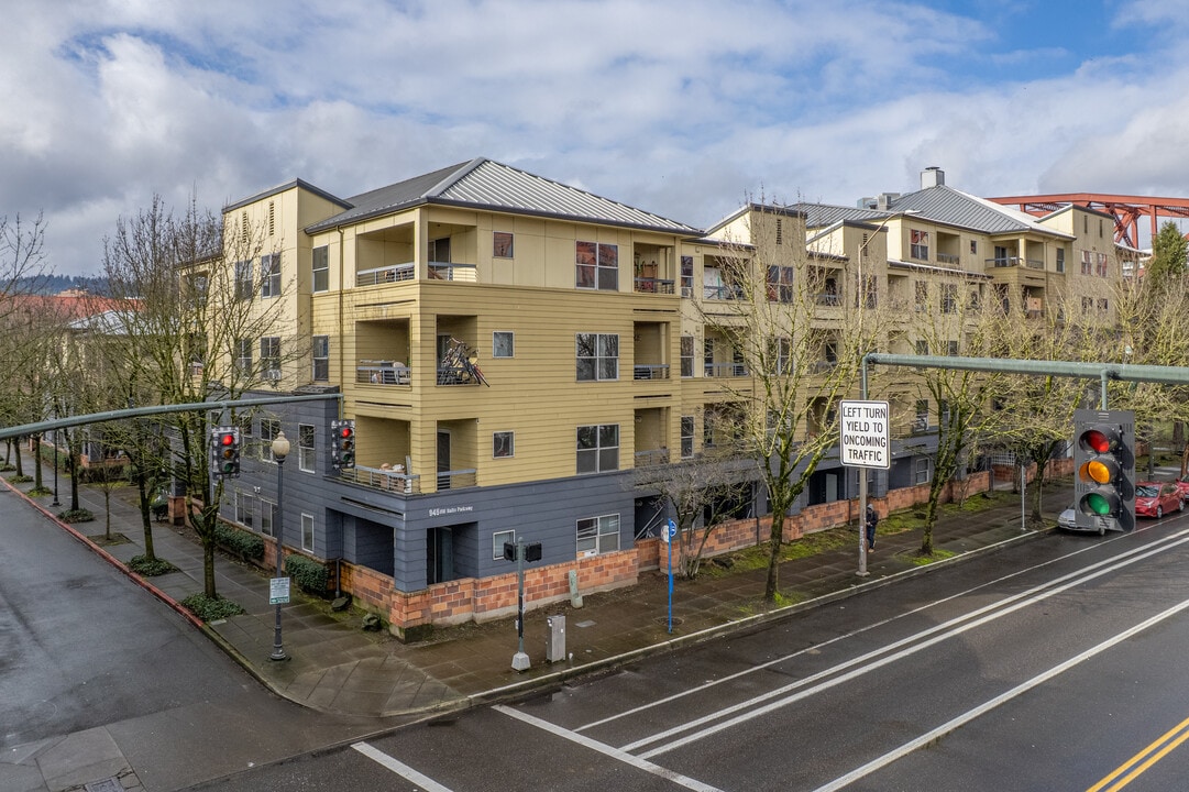 Yards @ Union Station in Portland, OR - Building Photo