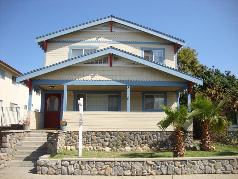 719 E Pleasant St in Santa Paula, CA - Building Photo