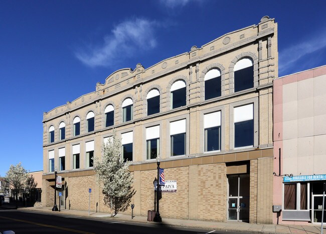 285-299 S Main St in Fall River, MA - Foto de edificio - Building Photo