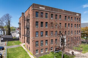 Dolly Madison in Plainfield, NJ - Building Photo